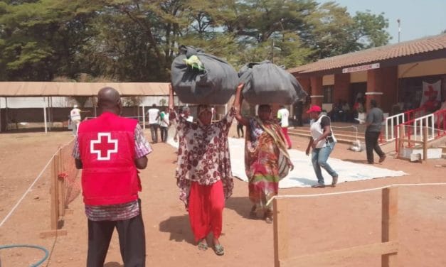 <strong>La Croix-Rouge Centrafricaine assiste les victimes d’incendies au Km5</strong>