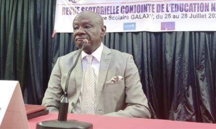 <strong>Difficiles pourparlers entre le gouvernement et le syndicat des enseignants</strong>