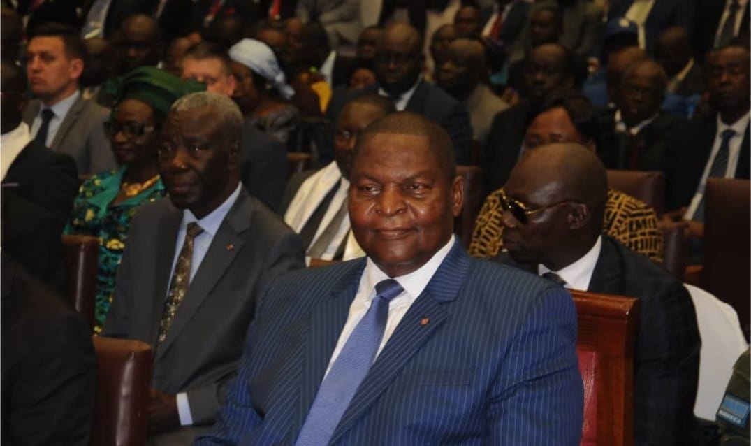 Réformes constitutionnelles en Centrafrique : le Président Touadera invite à la « réflexion »