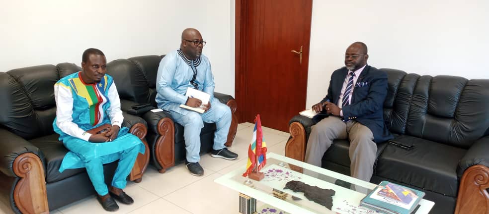 Centrafrique : Rencontre entre le ministre de l’enseignement supérieur et SG de l’AUM en mission à Bangui
