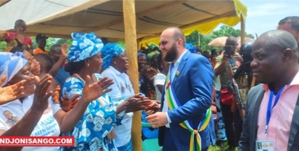 Centrafrique : Le cabinet parlementaire de l’honorable Hassan Akhras mène plusieurs activités à Mbaïki 3 à l’occasion de la fête des mères