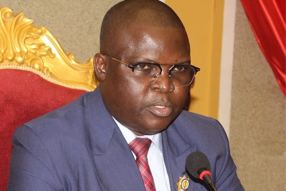 Centrafrique : Evariste Ngamana présente quelquesmodifications apportées au projet de la nouvelle Constitution