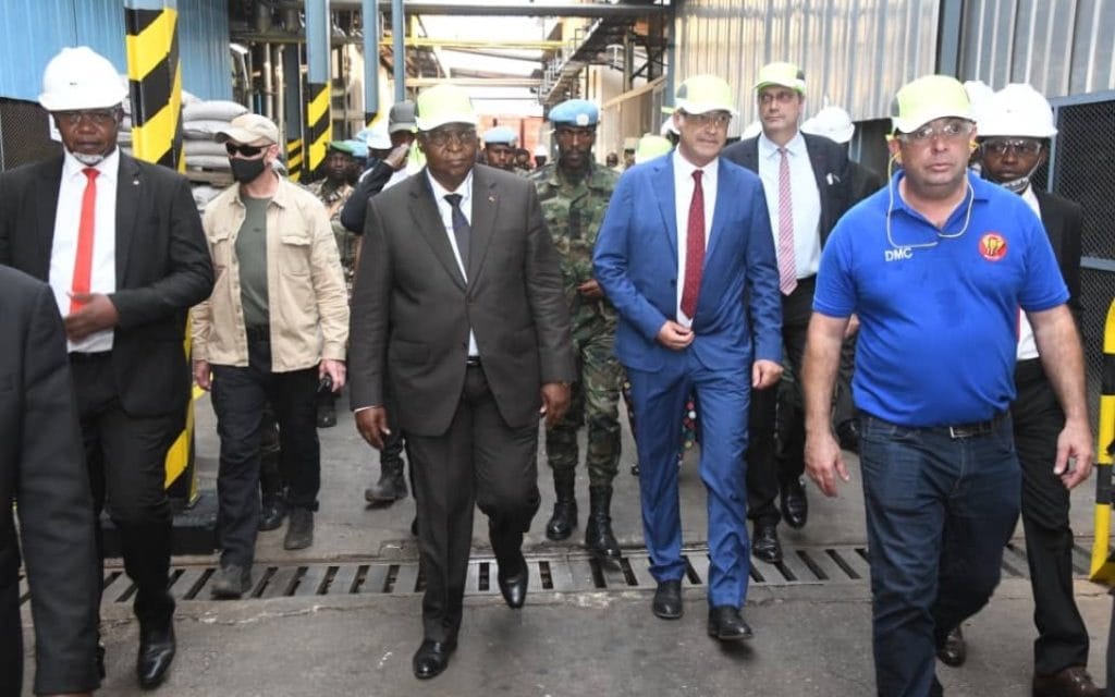 Centrafrique : Le Président Touadéra visite la nouvelle installation de la brasserie Mocaf