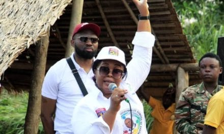 Centrafrique : L’association « Ngoy ti changement » échange avec les habitants de Nzila sur leurs difficultés et le référendum constitutionnel