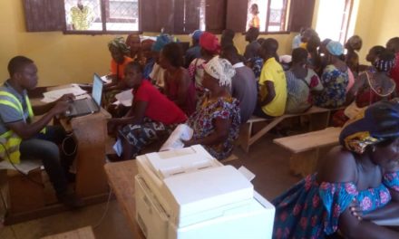 Centrafrique : Des centres d’enregistrement des enfants à l’état-civil disponibles dans certaines écoles de Bangui et Begoua