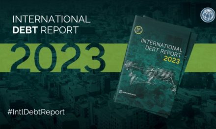 Remboursement de la dette publique : les pays en développement ont dépensé un montant record de 443,5 milliards de dollars en 2022