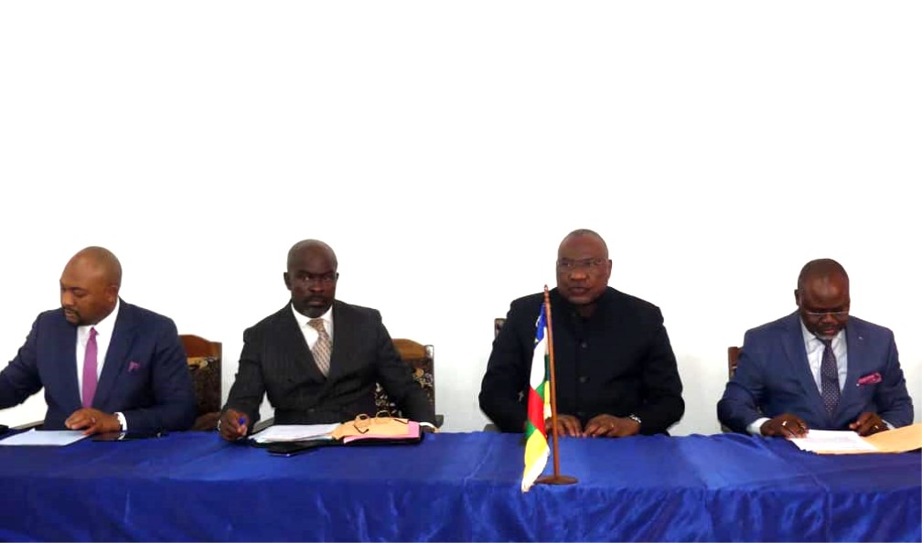 Centrafrique : Vers l’augmentation des primes de craie et l’intégration de plus de 1.000 enseignants du fondamental 1 et 2
