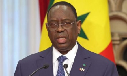 Sénégal : Le report de la présidentielle du 25 février crée un mécontentement au sein de la classe politique