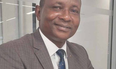 Centrafrique : Vincent NAMRONA, un nouveau docteur en Sciences de l’Information et de la Communication