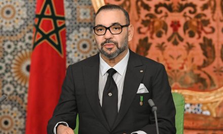 Sa Majesté Le Roi, seul Chef d&rsquo;Etat en dehors de la région d&rsquo;Afrique de l&rsquo;Ouest, à avoir été invité à l&rsquo;investiture du nouveau Président sénégalais