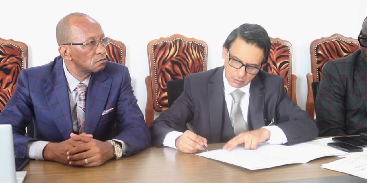 Cooperation : Signature de deux accords de partenariat entre le gouvernement centrafricain et l’entreprise CEO CAMHIRST