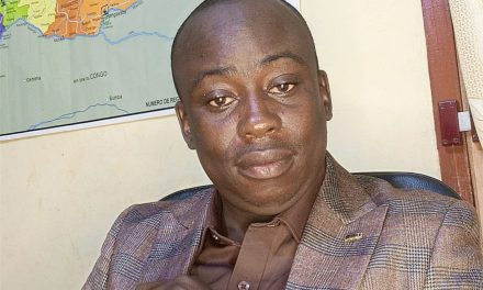 Remy Djamouss « La précarité économique rend vulnérable de nombreux journalistes en Centrafrique »