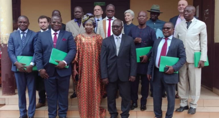 Centrafrique: présentation et remise de kits aux membres du comité national de l’aide légale au ministère de la justice