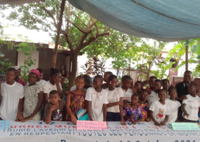 Centrafrique: ATD Quart Monde célèbre la journée International de l’enfant Africain autour du parlement d’enfant Tapori