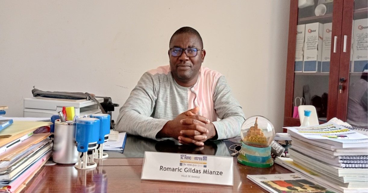 Centrafrique : Romaric Gildas Mianzé: « la mairie augmente ses tarifs pour combler la gratuité du registre de d’état civil »
