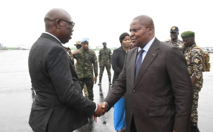 Centrafrique : Que se passe-t-il entre les organisations de soutien et communicants du régime de Touadéra ?