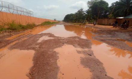 Centrafrique : Plainte des usagers du tronçon aéroport-marché-tournant face à la dégradation avancée de cette route