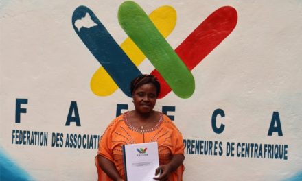 A Yaloké, Mme Georgette Lundi, chef du groupement « BEYOLE » active les femmes dans la production agricole