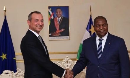 Centrafrique : Le nouvel Ambassadeur de l’UE Diego Escalona Paturel a présenté sa Lettre de Créance au président Touadéra 