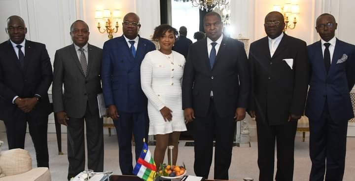 L&rsquo;arrivée du Président Touadera au Sommet de la francophonie 2024 à Paris