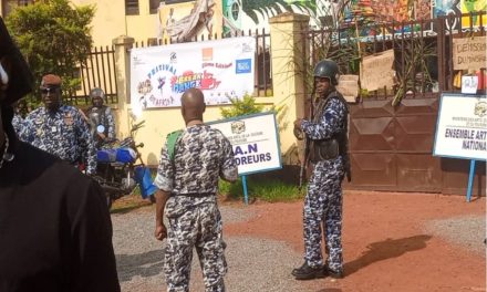 Centrafrique : les ensembles artistiques réclament 12 mois d&rsquo;arriérés de de salaire