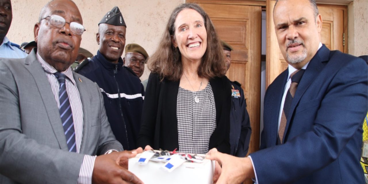 Centrafrique : Remise de véhicules au ministère de l’Intérieur et de la sécurité publique