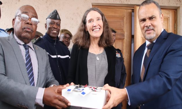 Centrafrique : Remise de véhicules au ministère de l&rsquo;Intérieur et de la  sécurité publique