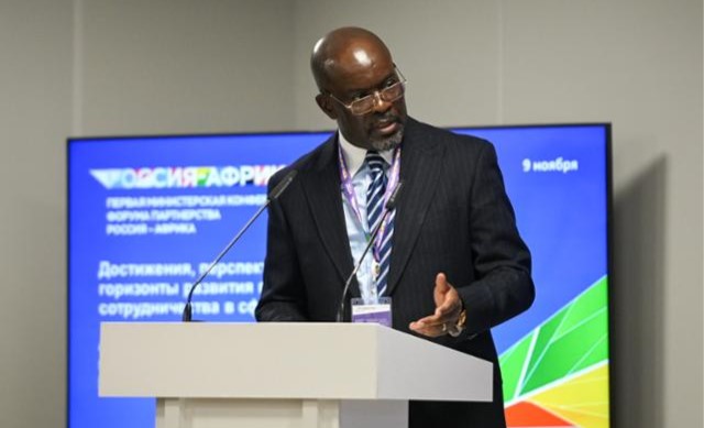 RCA/Russie « bientôt un complexe éducatif russe de formation technique et scientifique à Bangui » a annoncé à Sotchi Aurélien Simplice Zinghas ministre de l’éducation nationale