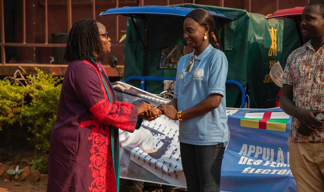Centrafrique : l’ONU-Femmes offre 25 motos triporteurs aux organisations   féminines de la société civile