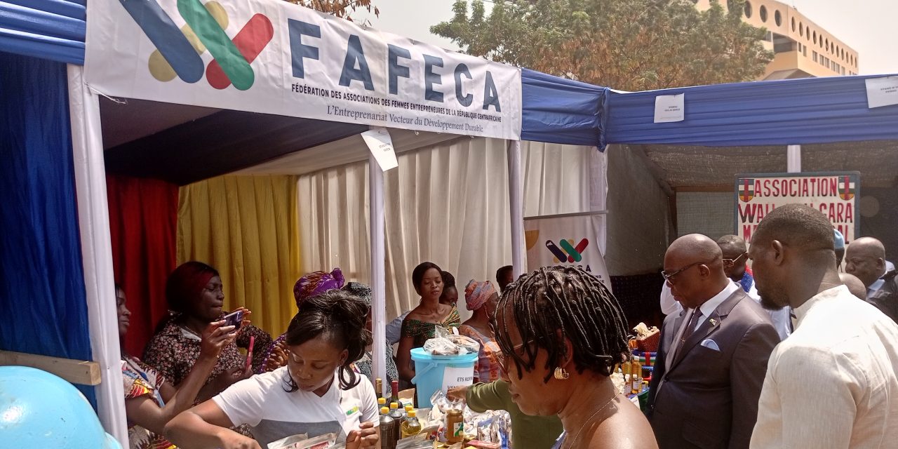 Centrafrique : le Premier ministre Félix Moloua salue les initiatives entreprises par la FAFECA dans le cadre du « consommons local »