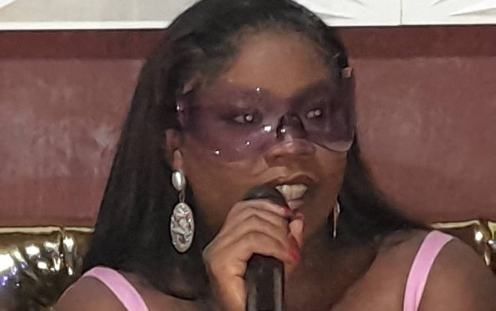 Culture : Krys’M chanteuse Camerounaise est à Bangui pour la célébration de l’an de Facebook
