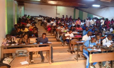 Centrafrique : l’ONG Peace and Development Watch sensibilise des étudiants de l&rsquo;Université de Bangui sur les « journées de l&rsquo;observatoire » 