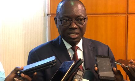 Centrafrique : Maître Blaise Fleury Hotto réagit suite à une publication diffamatoire de Corbeau News sur l&rsquo;affaire ASECNA et Hôtel 4 Saisons