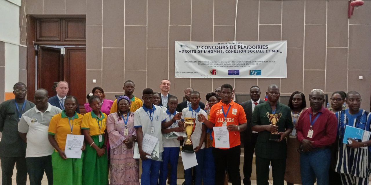 Centrafrique : le lycée Barthélémy Boganda remporte la finale du Concours de plaidoirie des droits de l’homme face au lycée Bimbo