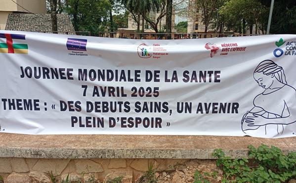 Centrafrique : des étudiants en médecine sensibilisés à l&rsquo;occasion de la Journée mondiale de la santé