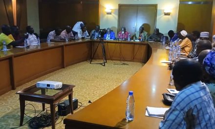 Centrafrique : les syndicats expriment leur position sur la situation socio-politique et appellent les travailleurs à s’abstenir de la marche de l’opposition prévue le 4 avril