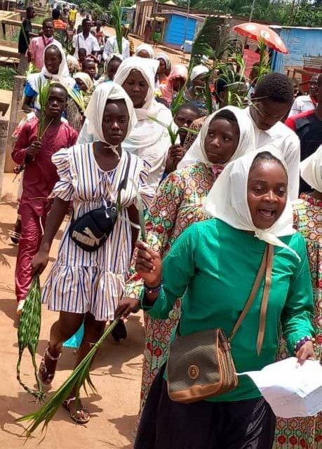 Dimanche des Rameaux : Procession solennelle à Bangui sous l’égide de l’Église Orthodoxe