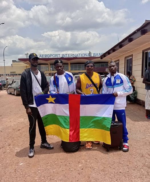 RCA : trois athlètes centrafricains en route pour une compétition internationale de powerlifting à Saint-Pétersbourg