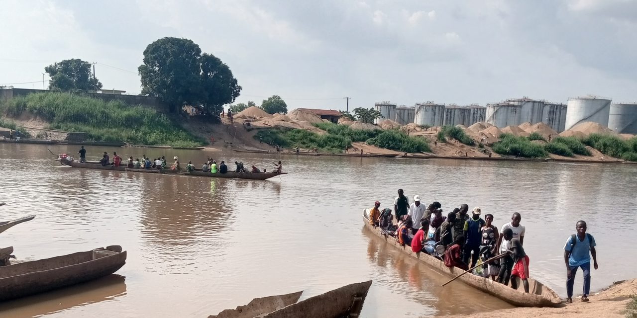 Centrafrique : les FACA basés à Mpoko-Bac, Poto-poto et Ndia imposent à la population de payer des taxes sur de petites marchandises