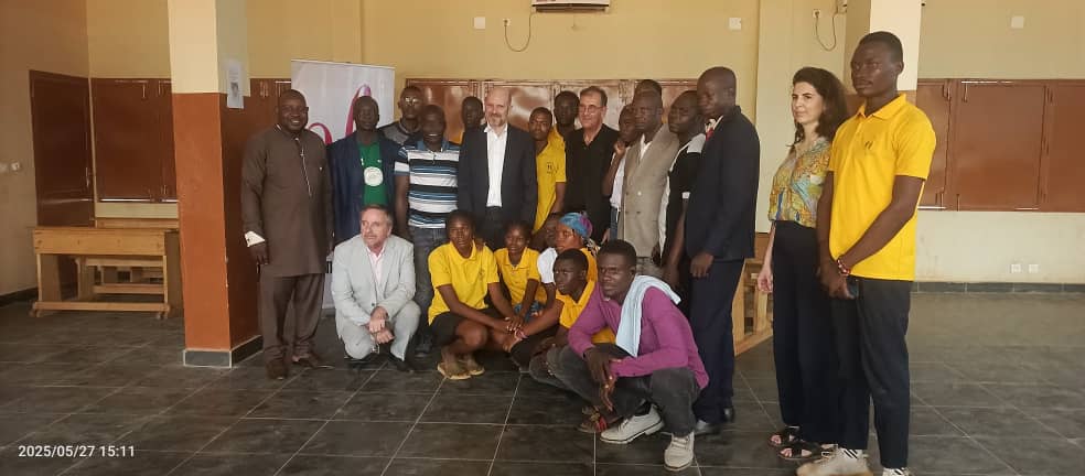 Centrafrique : la troupe théâtrale du lycée Miskine s’entraîne pour la finale du concours de théâtre