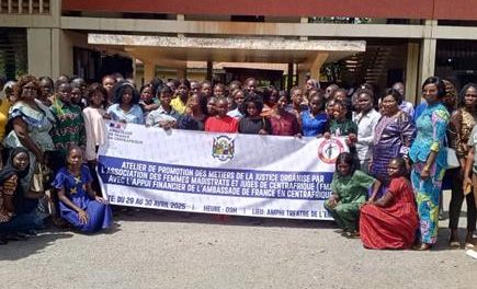 Centrafrique : plus de 200 étudiantes en droit à l&rsquo;université de Bangui imprégnées sur la carrière judiciaire