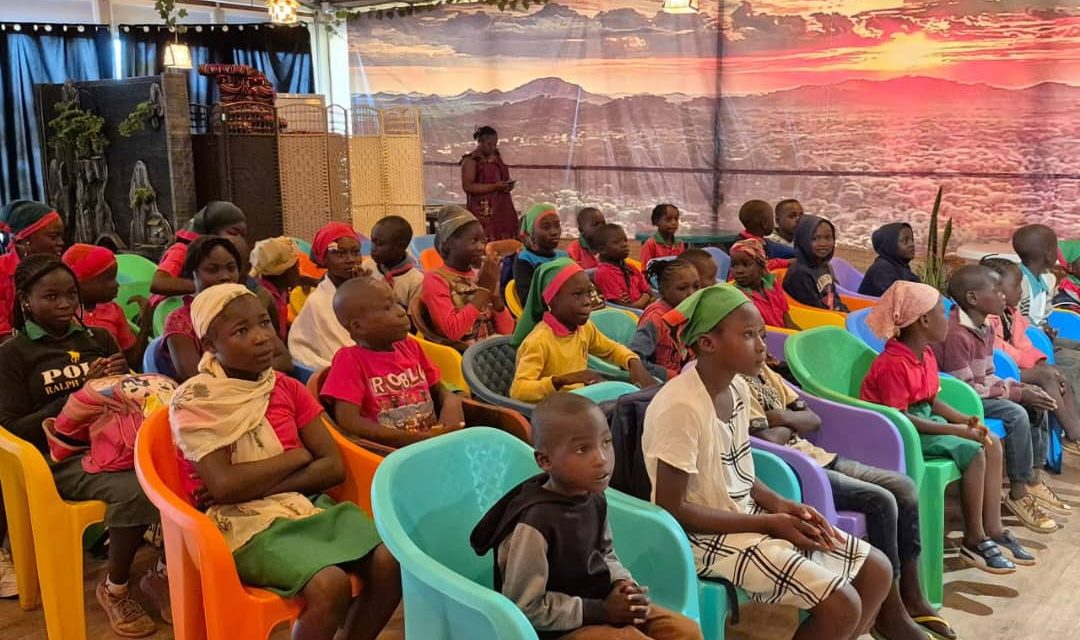 La maison russe à Bangui devenue un pont culturel pour les écoliers centrafricains