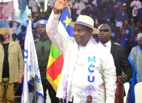 Centrafrique : Faustin Archange Touadéra officiellement investi candidat à la présidentielle de 2025 par le MCU