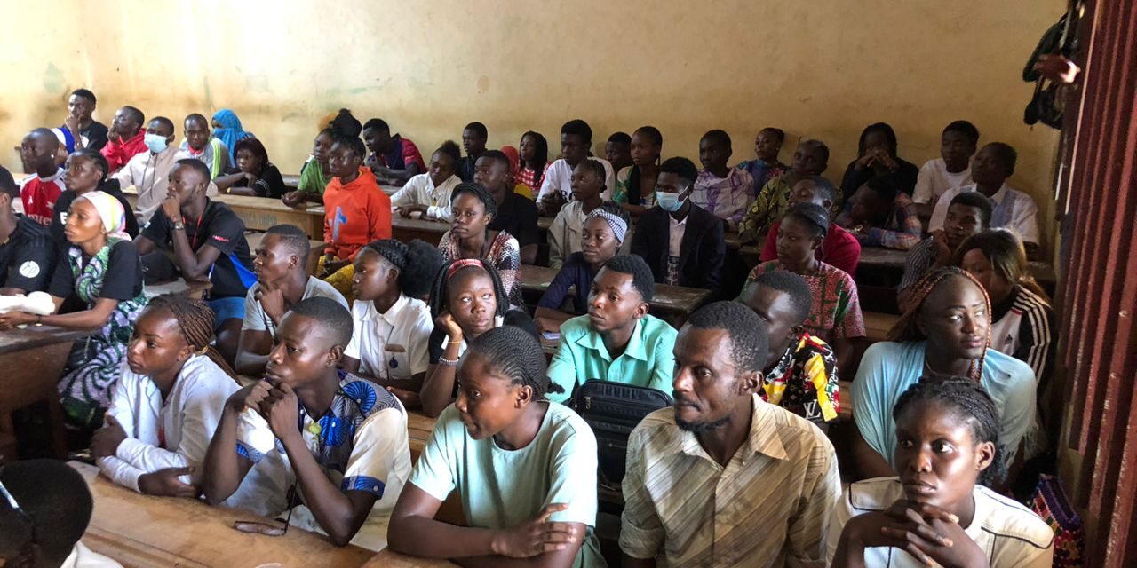 Centrafrique-Bac 2025 : le gouvernement fait composer les candidats empêchés par le drame du lycée Barthélémy Boganda