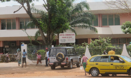 Centrafrique : les familles de patients dénoncent le manque d’accueil au service d’urgence de l’hôpital communautaire