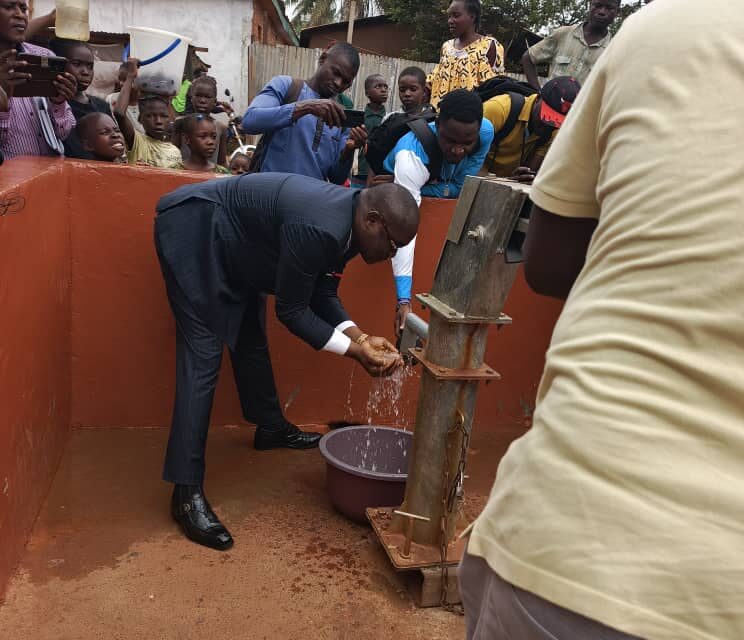Centrafrique : le gouvernement et la Fédération de Russie offrent 10 forages au 4e arrondissement de Bangui