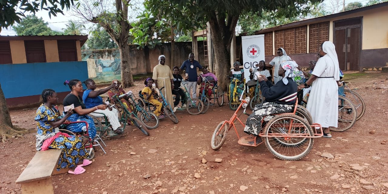 Centrafrique: le CICR et le CRHAM soutiennent l’autonomisation des femmes handicapées à Bangui