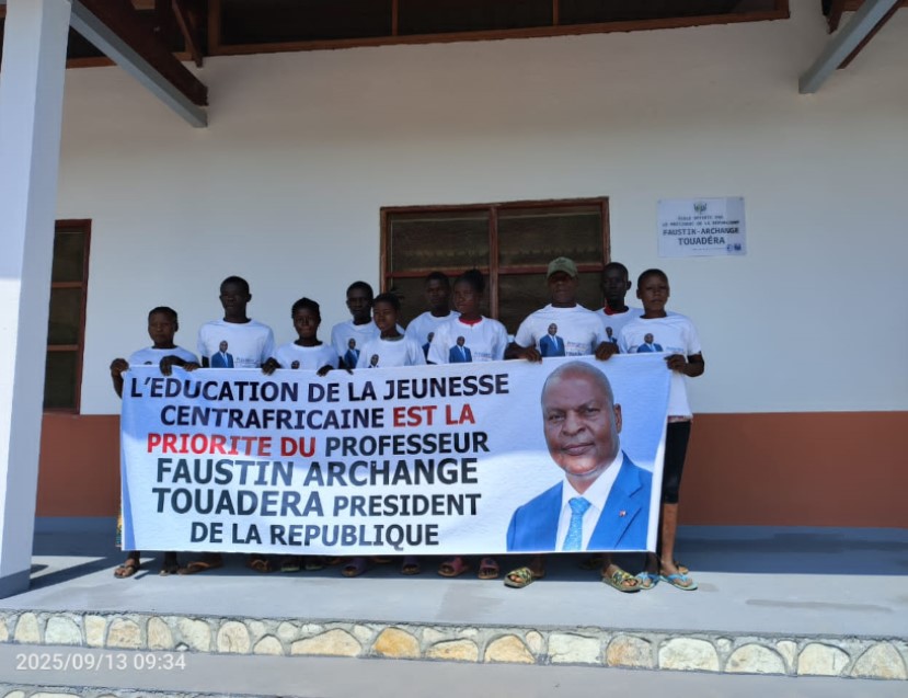 Centrafrique : remise officielle d’une école primaire au gouvernement par la Fédération de Russie