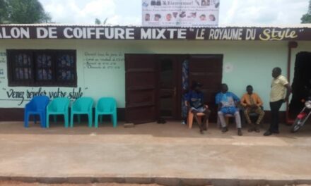 Centrafrique : ouverture officielle du salon de coiffure mixte « Le Royaume de Style », un nouvel espace d’élégance à Bimbo