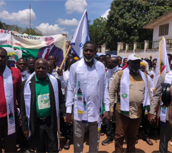 Centrafrique : Eddy Symphorien Kparekouti dépose sa candidature à la présidentielle de 2025